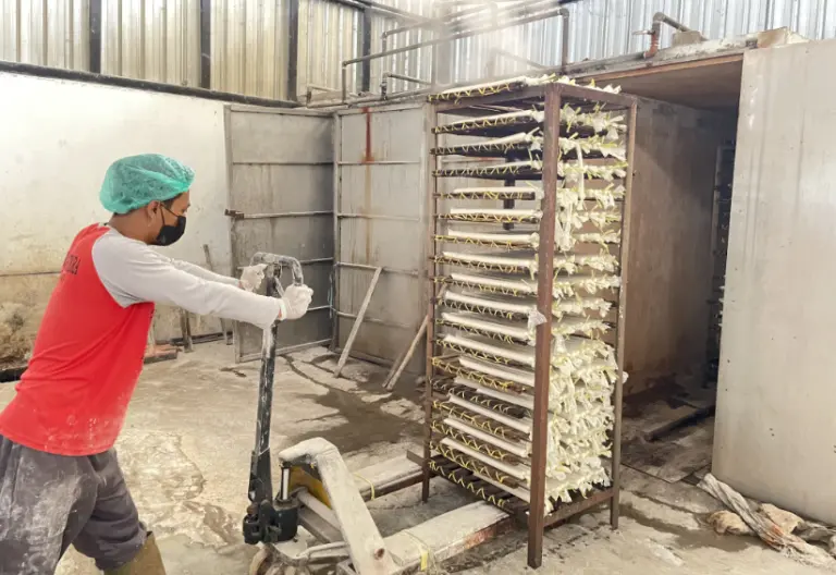 Kanaku Crackers Production